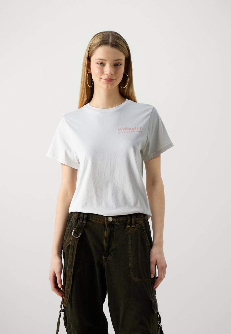 Wrangler REGULAR TEE - Camiseta básica - vintage white
