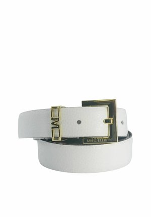 Cintura in pelle bianca arrotolata con fibbia rettangolare dorata e passante dorato, con la scritta "MARC ELLIS" incisa sulla fibbia.