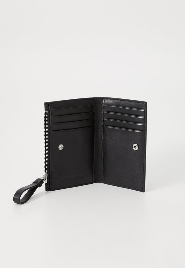 CIRCLE SLIM BIFOLD - Wallet2