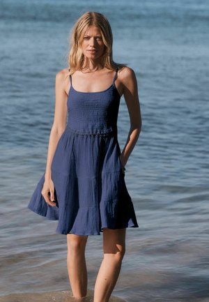 Next, REGULAR FIT - STRAPPY MINI TIERED DRESS . - Vapaa-ajan mekko - white