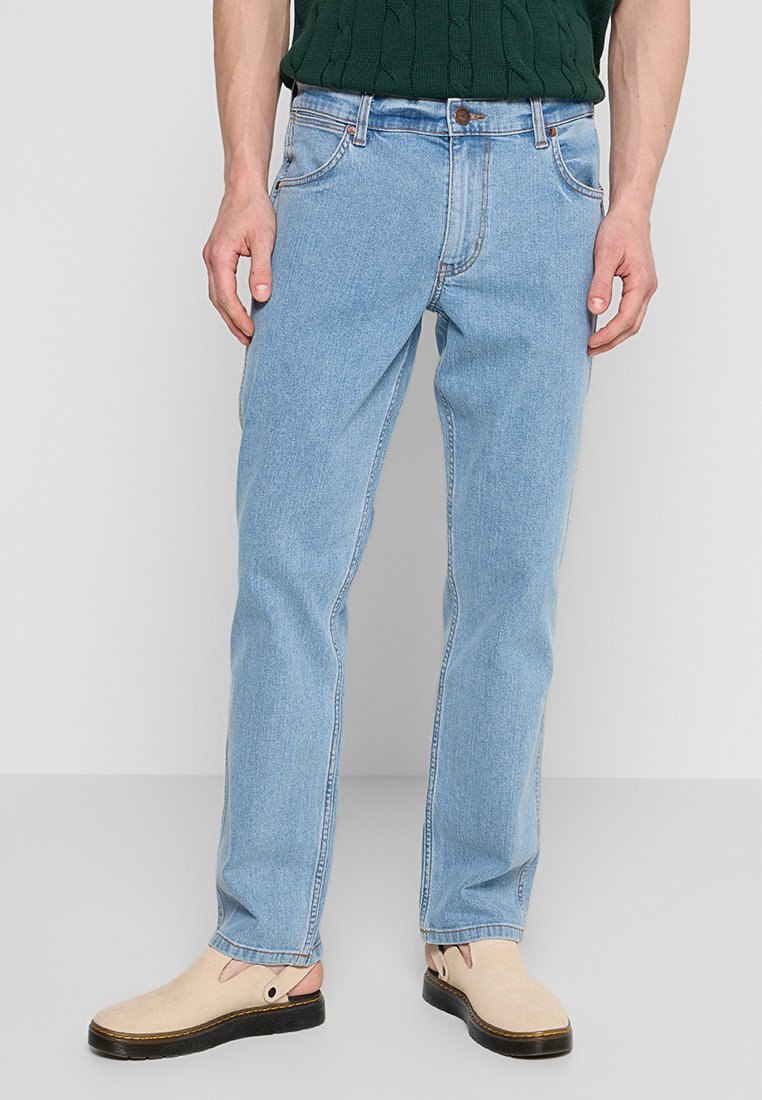 Wrangler Straight leg jeans lichtblauw Wrangler Straight leg jeans lichtblauw