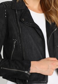 Oakwood Skinnjacka - black