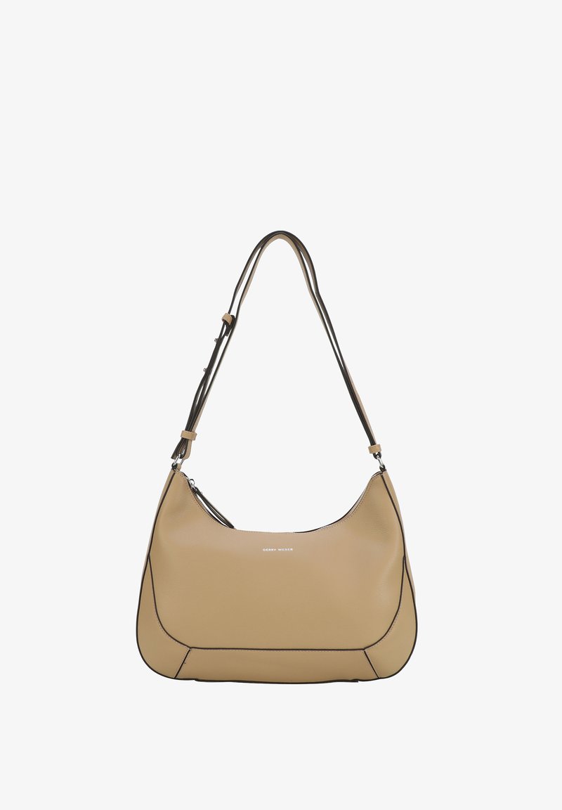 Borsa a tracolla in pelle beige con texture liscia, forma curvata, rifiniture nere e tracolla regolabile. Dotata di chiusura con zip e accento del logo.