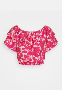 Blouse rose à manches courtes et épaules dénudées avec un col et des manches à volants ; confectionnée en tissu léger, avec un ourlet froncé.