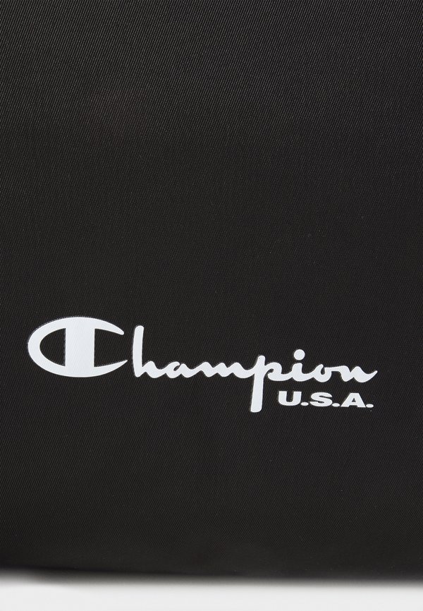 DUFFLE BAG MEDIUM - Sports bag2