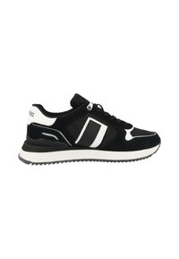 Schwarz-weißer Sportschuh mit einem Obermaterial aus Wildleder und Synthetik, ausgestattet mit einer dicken weißen Zwischensohle, einer Gummisohle und einer Schnürung.