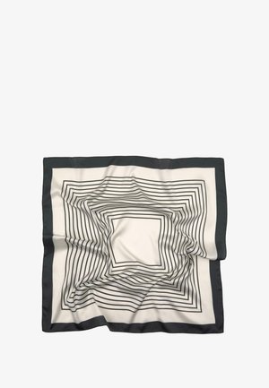 Hedvábný šátek s bílým pozadím, na kterém jsou soustředné černé pruhy a pevný černý okraj, jemná struktura, mírně pomačkaný.