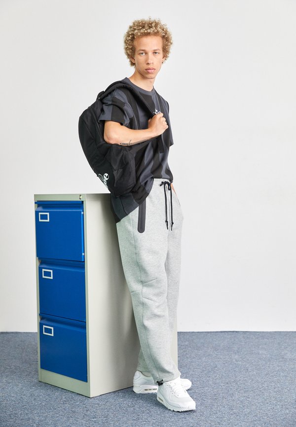 ARIZA UNISEX - Rucksack3