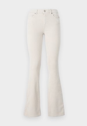 Beige corduroy flared broek met een hoge taille, voorzien van een metalen knoopsluiting, riemlussen en een zichtbare ribbelstructuur.