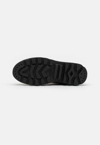 Palladium Botki