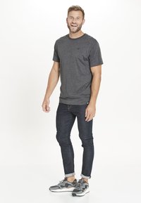 Cruz T-paita - dark grey melange