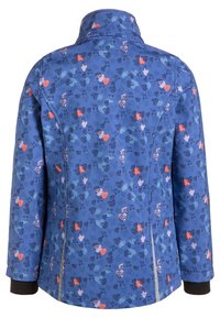Veste bleue avec un motif floral en rose, violet et teal. Comprend un col montant et des poignets noirs. Texture lisse, poches latérales zippées.