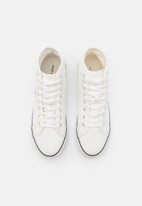Pier One UNISEX - Kõrge servaga tossud - white