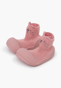 Rosa gestrickte Booties mit einer weichen Gummisohle. Mit einem Katzenkopf-Design mit Schnurrhaaren, strukturiertem Strick-Obermaterial und gepolsterter Knöchelstütze.