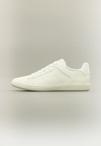 Sélectionné, white
