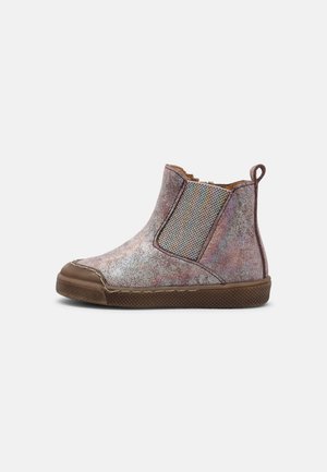 ROSARIO CHELYS - Korte laarzen - pink shine
