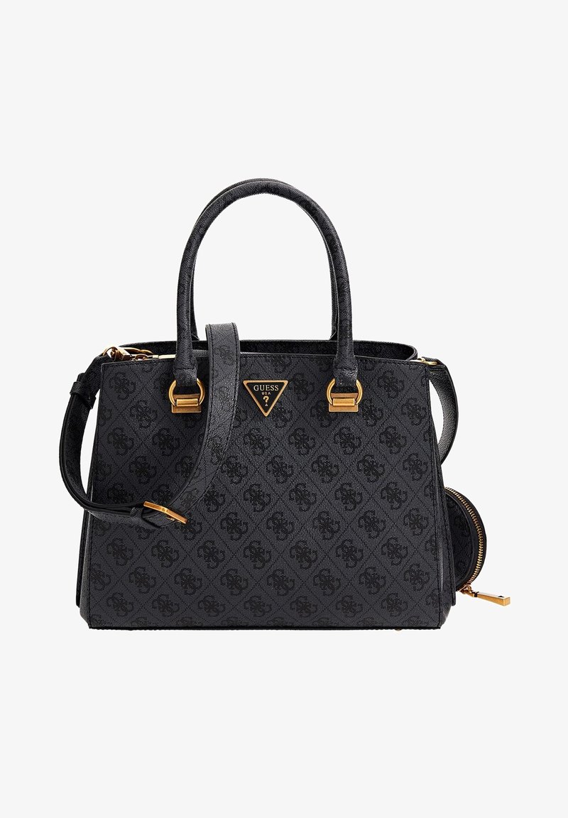 Sac à main Guess noir avec imprimé logo à motifs, deux poignées supérieures, bandoulière réglable et ferrures dorées avec emblème triangulaire de la marque.