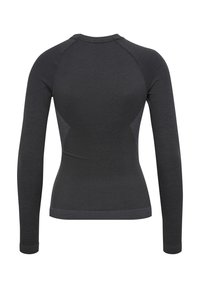 Długosleeve'owa koszulka sportowa w ciemnoszarym kolorze, z dopasowanym krojem, teksturowanym materiałem i kontrastowymi akcentami panelowymi po bokach.