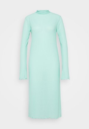 Mads Nørgaard, HALTERN DRESS - Svetríkové šaty - cabbage