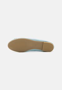 ONLY SHOES ONLBEE  - Balerínky - light blue