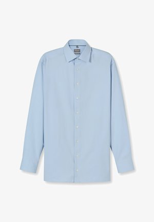 Hellblaues langärmeliges Hemd aus glattem Stoff, mit klassischem Kragen, durchgehendem Knopfverschluss und Standardmanschetten. Ohne Muster oder Verzierungen.