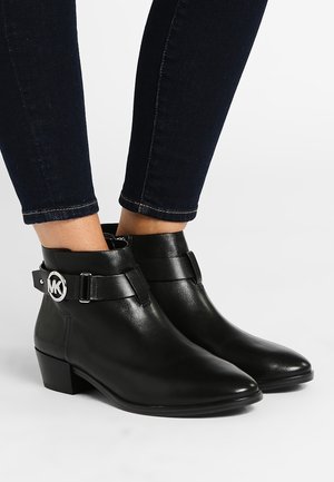 MICHAEL Michael Kors, Boots à talons - black