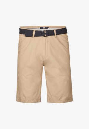 Shorts caqui de algodón con un diseño de frente plano. Presentan un cinturón trenzado azul marino con una hebilla redonda y bolsillos laterales.