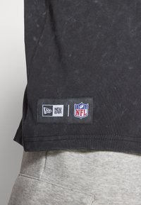 Thumbnail Image 6