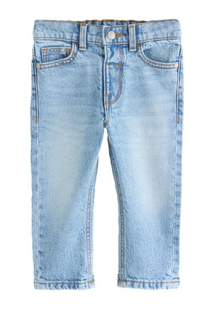 Lyseblå denim bukser til småbørn med forlommer, knaplukning, bæltestropper og lige ben på hvid baggrund.