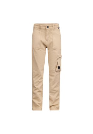 Beige cargobroek van katoen met een rechte pasvorm; kenmerken zijn onder meer zijzakken en een klein zwart embleem op de tailleband.