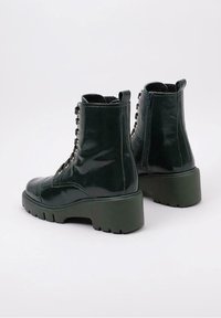 Unisa JULIET PCR - Botines con cordones - green
