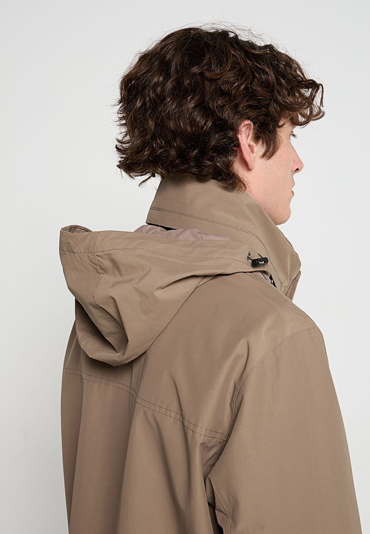 Leichte Jacke