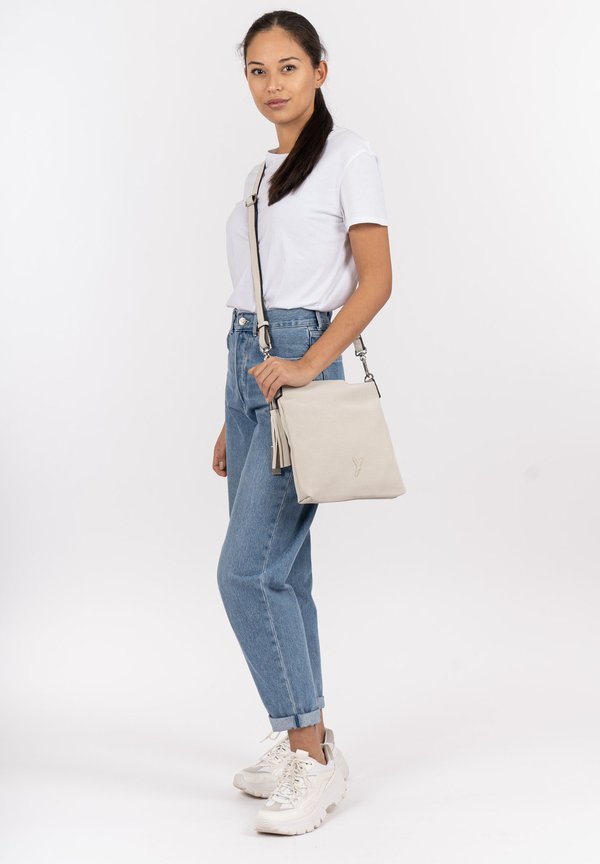 ROMY BASIC - Umhängetasche - ecru