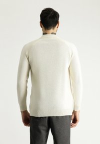 Kigili - Sweter