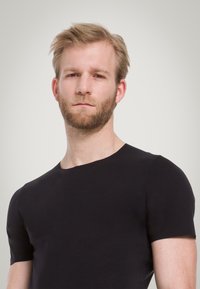 Wolford MEN'S PURE - T-shirt - bas - black