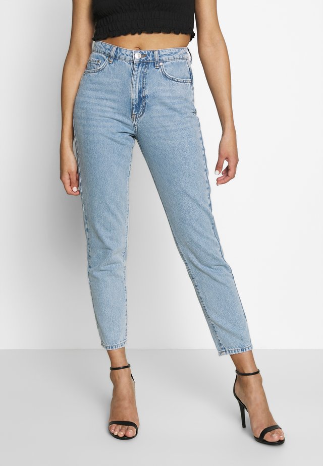 DAGNY HIGHWAIST - Jeans Tapered Fit - light blue