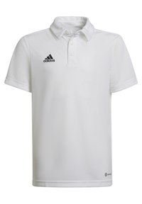 Weißes Polohemd mit Kragen, kurzen Ärmeln, einer dreiknöpfigen Knopfleiste und schwarzem Adidas-Logo auf der linken Brust. Glatte Textur.