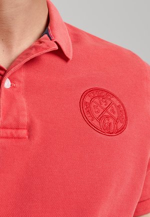 VINTAGE SUPERSTATE - Polo - soda pop red