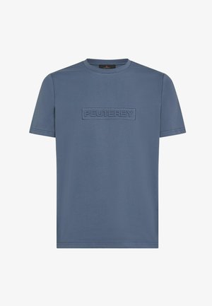 T-shirt in cotone blu con maniche corte, caratterizzata da un logo PEUTEREY testurizzato centrato sul petto. Collo a giro, design minimalista.