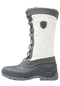 Botín invernal acolchado blanco con parte inferior de goma gris, diseño de cordones, puño reforzado y suela texturizada para mayor agarre.