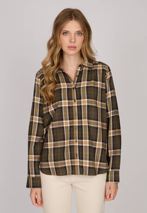 Chemise à carreaux verts et bruns avec un col à boutons, des manches longues et de subtils accents blancs et jaunes. Tissu doux avec une coupe décontractée.