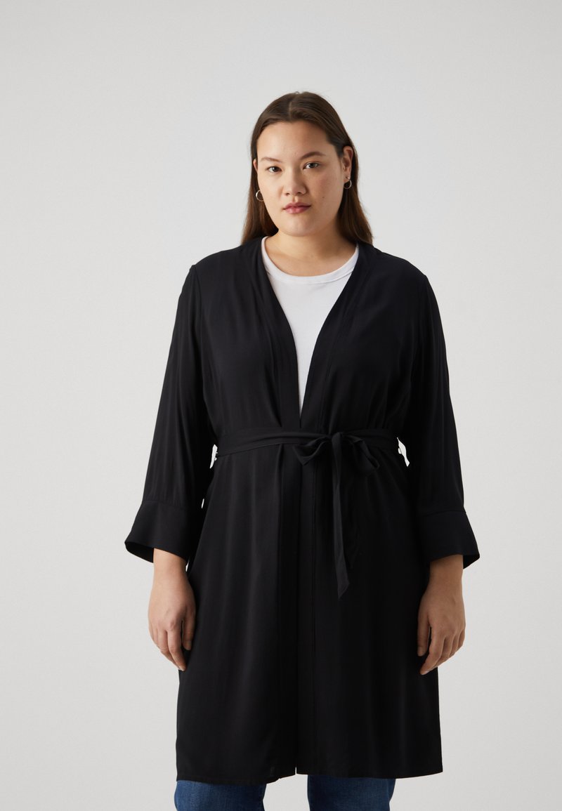 Vero Moda Curve - VMCEASY SHORT KIMONO - Kevyt takki - black, Suurenna