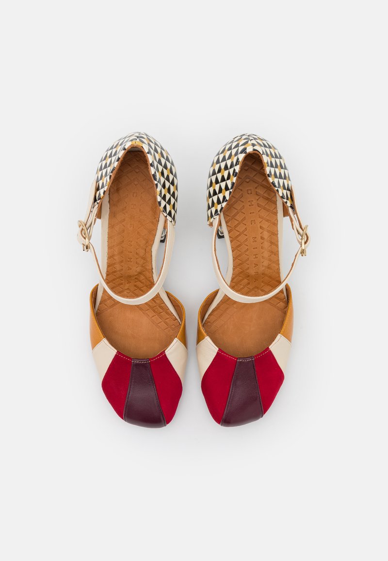 Damen Pumps | Chie Mihara FEIJA Pumps freya grape/rojo/fox leche/salou dijon/pekin blanc/nude - OZ02653 Damen Pumps | Chie Mihara FEIJA Pumps freya grape/rojo/fox leche/salou dijon/pekin blanc/nude - OZ02653