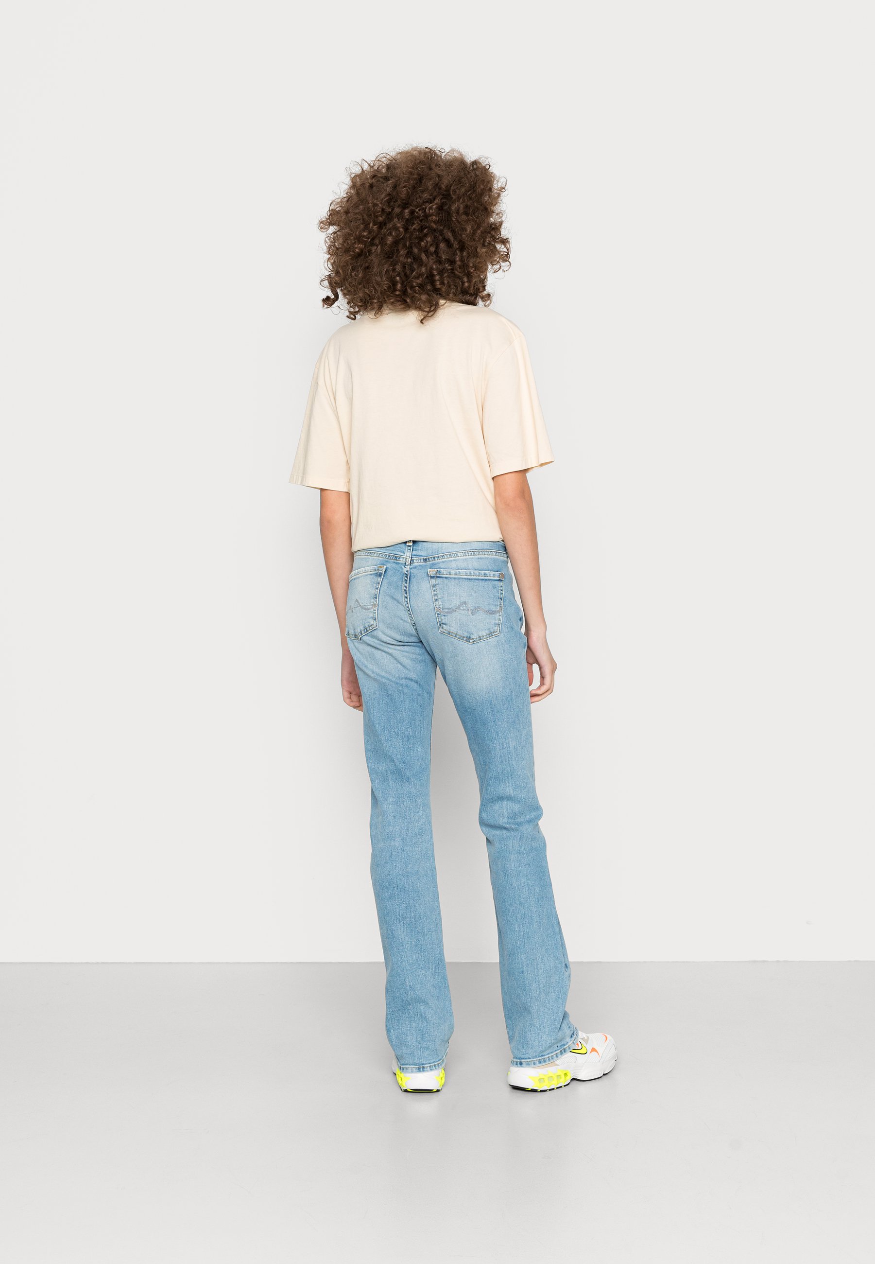 Pantalón Vaquero Recto | Jeans Mujer | Mariquita Trasquilá