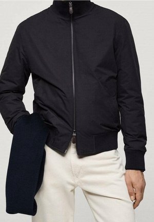 Kurtka Bomber