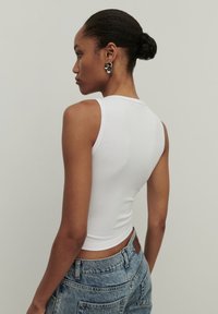 LA MANIA BASIC CROP  - Top - white