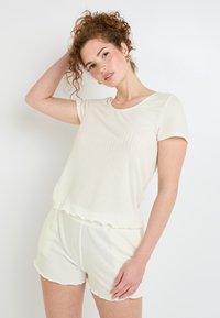 Non sélectionné, beige