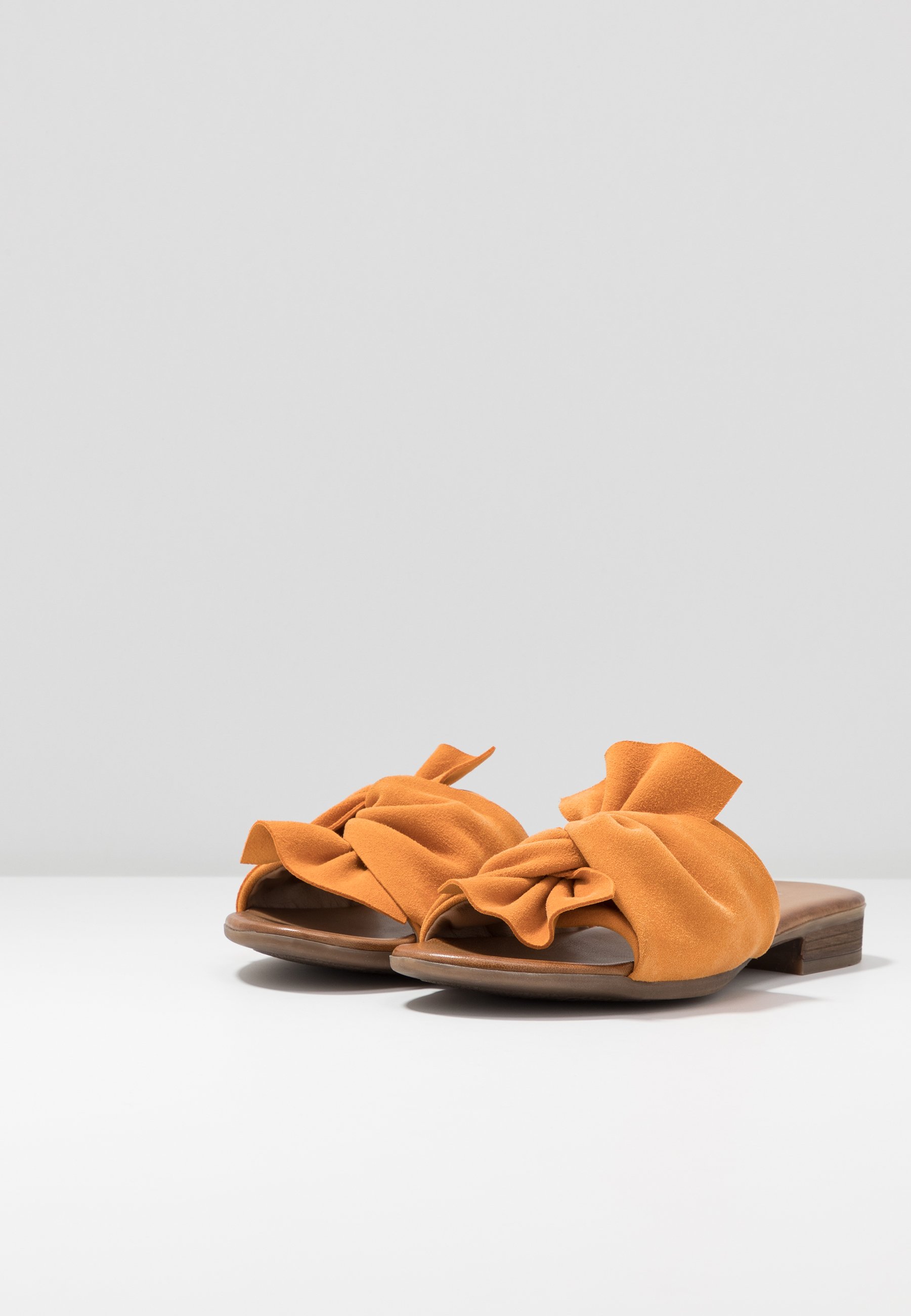 Anna field mules Clearance