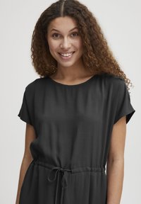 Oxmo OXElvira - Rochie de zi - black