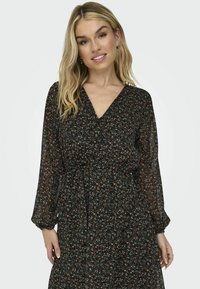 ONLY ONLCERA 3/4 SHORT WVN - Marškininė suknelė - black